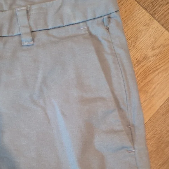 Lululemon Athletica Light Gray Flat Front Shorts - Picture 3 of 6